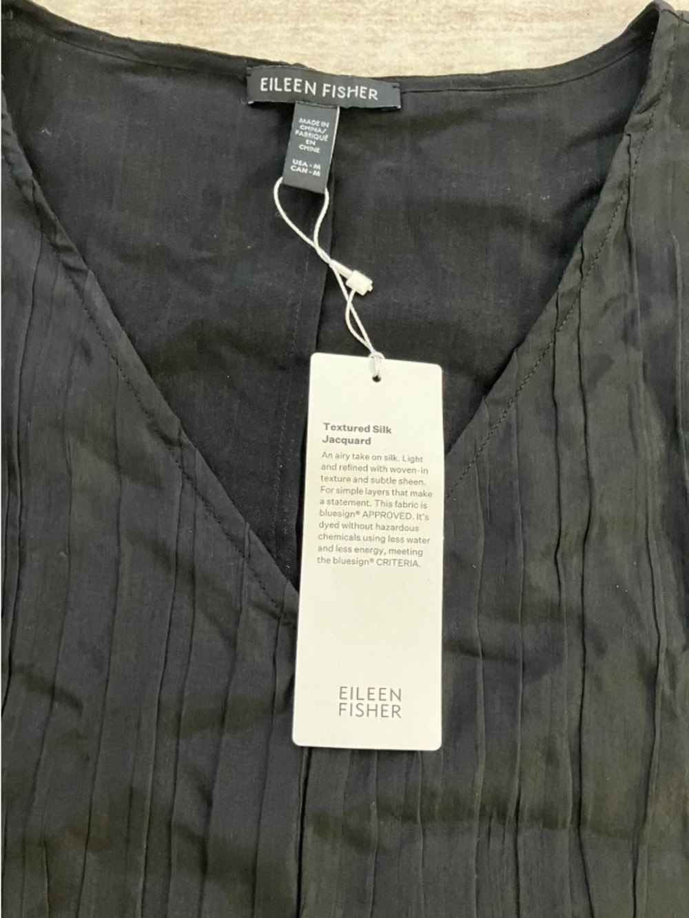 NWT EILEEN FISHER Silk Black jacquard Box Top with subtle sheen runs large Med - Picture 10 of 11